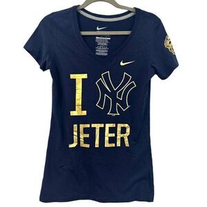 Nike NY Yankees Derek Jeter Captain #2 Women's Medium Slim Fit Navy Blue T-Shirt